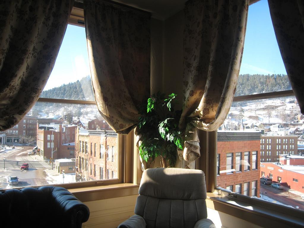 Deadwood Dick'S Hotel Room photo
